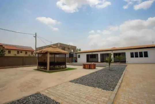 Serene house with a hot tub close to Accra