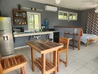 Charming studio with views of the Mopan River in peaceful Bullet Tree Falls Hotels in Bullet Tree Falls