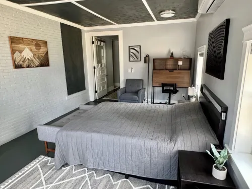 Crosby Street Suite - Freshly Renovated 3 Bedroom near Downtown Augusta