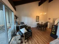 Charming 1-bedroom townhome in welcoming Tahoe City with WiFi Hotels in Dollar Point