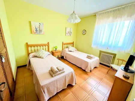 Villa Sigalero with private pool (near the beach)