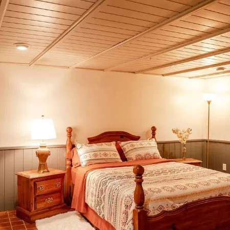 Beautiful 3-bedroom River House in Old Town FL with AC and Wi-Fi, Enjoy! Отели в г. Дикси