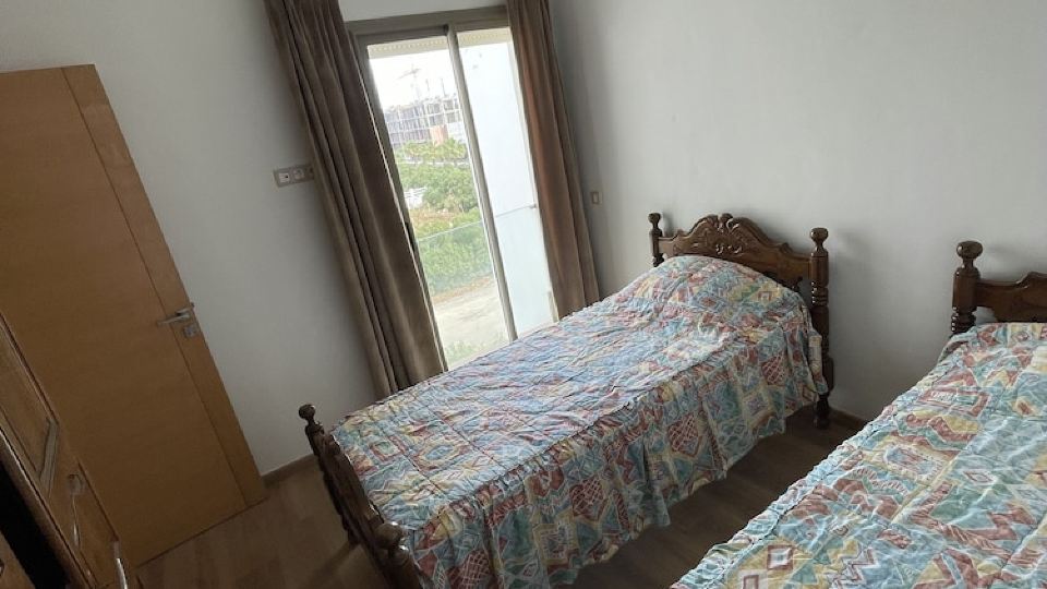 Superbe Appartement Avec Grande Piscine, à 5 Minutes de la Plage !