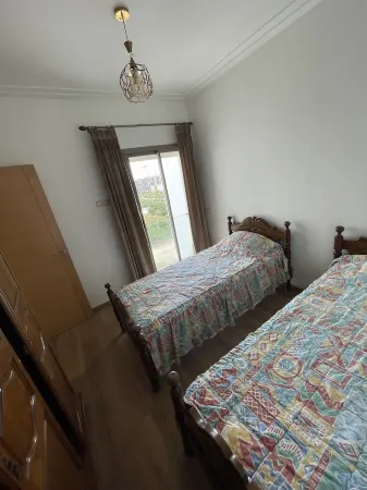 Superbe Appartement Avec Grande Piscine, à 5 Minutes de la Plage !