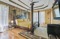 Spacious and comfy 4 Bed/3 Full Bath Canton Home!