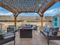 Game Room Adventures : A Family-Friendly Getaway! Hotels in Arvada