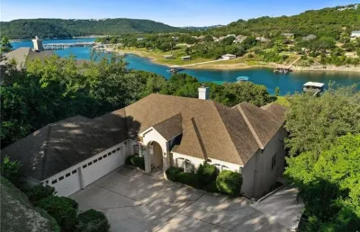 Lakefront Retreat/Boat Dock Lake Travis-Near Austin/UT and Lake Travis Football Các khách sạn gần Lake Travis