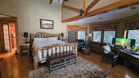 Lakeside Retreat at Schroon LakeSpacious home with direct lakeside access