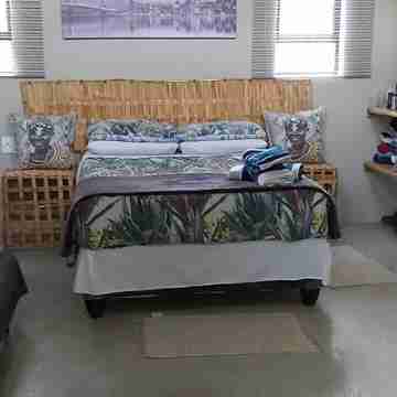 Kruger Shiringa holiday Home, with three unique en-suite separate chalet. Rooms