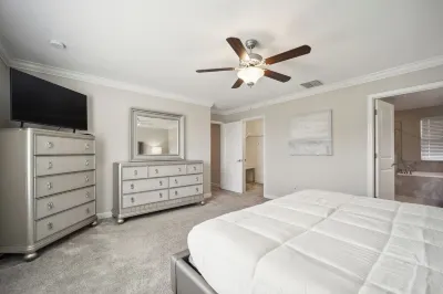 Tampa Private Home/Game Room/Theater Room & more! Hotels near Late Hours Urgent Care Center