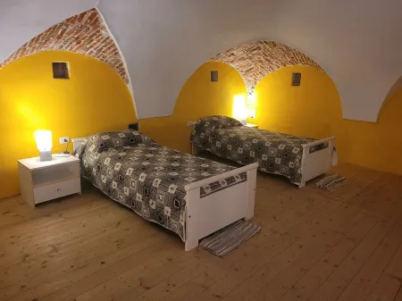 Cozy and spacious a few meters from the sea