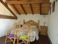 Casa Rural Antigua Train Station for 10 people Hôtels à : Pobladura del Valle