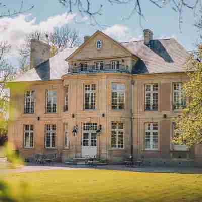 Domaine de Coeurmandie - Hôtel Château Hotel Exterior