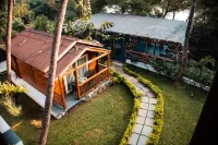 Tranquill Riverside Luxury Chalets Các khách sạn ở Marra