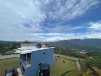 Rent of Beautiful Country House. 酒店