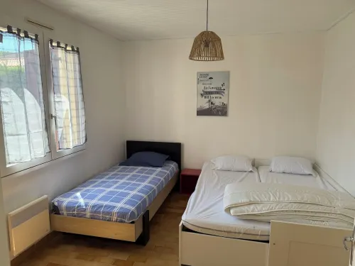 Cosy house 300m from the beach