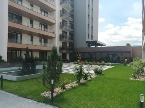 We cordially invite you to a spacious and welcoming apartment in Brasov.