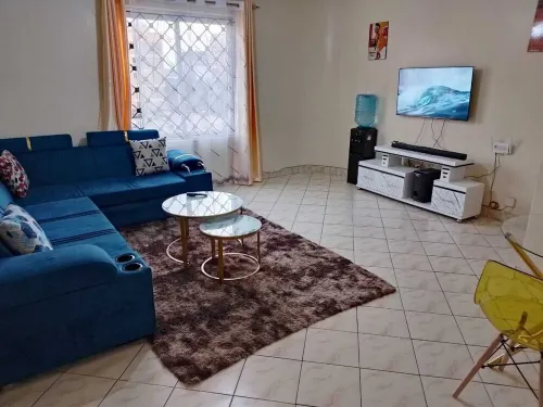 Welcome to this cozy apartment located close to the airport. Enjoy your stay