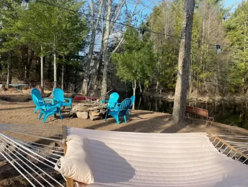 Peaceful Lake House Sauna,Hot tub,& Pool getaway in the Catskills