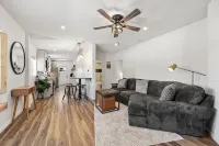Newly Rennovated • Walking Distance to Downtown • Cripple Creek Donkies