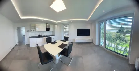 Stylish 1-room apartment + terrace Отели в г. Херцогенаурах