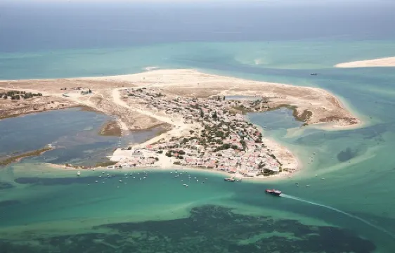 Apogee Black Apartment, Olhao, Algarve ケルフェスのホテル