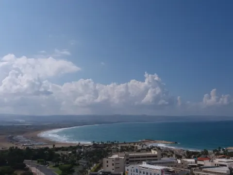 amazing sea and ruins view Hotels in 