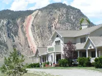 Yellowstone Basin Inn Hotels in 