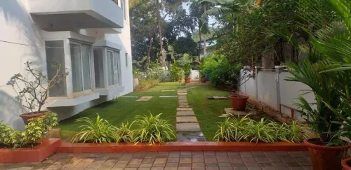 Shalom 2 :Luxe1Bhk/5mins drive to Thalassa /Pool