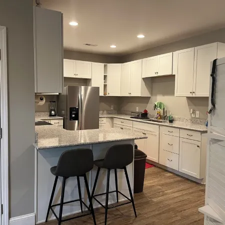 Spacious 2-bedroom apartment near Clemson University and Lake Hartwell.