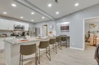 Atlanta Getaway with Private Yard 3 Mi to Airport