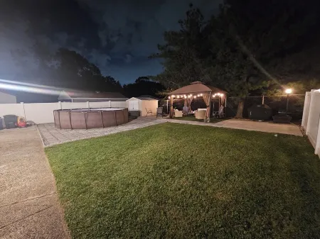 2 Bedroom apartment in nice and quiet neighborhood