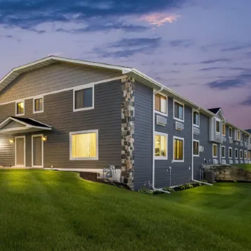 Super 8 by Wyndham Alexandria MN
