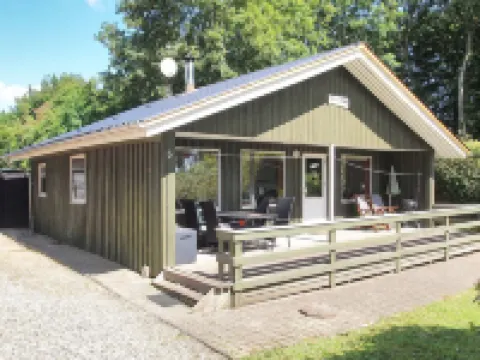 "Angret" - 200m from the sea