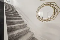 The Modern Mission, 3 Bed 3 Bath, 2 mi from UA and Dickson, New Construction