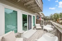 30A Gulf Side-60 Steps To Private Beach-7 Palms-Gated Community-Camp Creek Lake