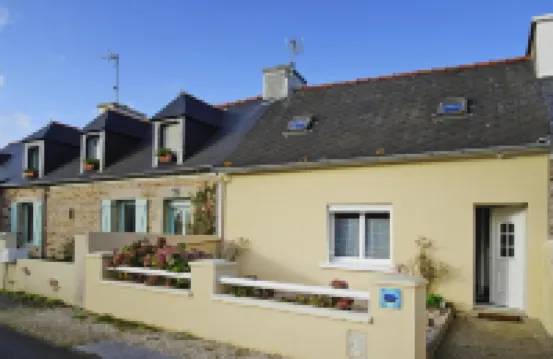 Cottage by Goëlo Coast with Sea Views