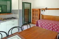 Family Apartment in Guardistallo with Pool
