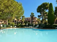 Residence La Pinede for four people Hotels in Giens