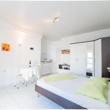 Studio apartment with terrace sea view Hotels in Postire
