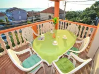 Apartment Spalato - Three Bedroom Apartment with Terrace Hotels in Bibinje