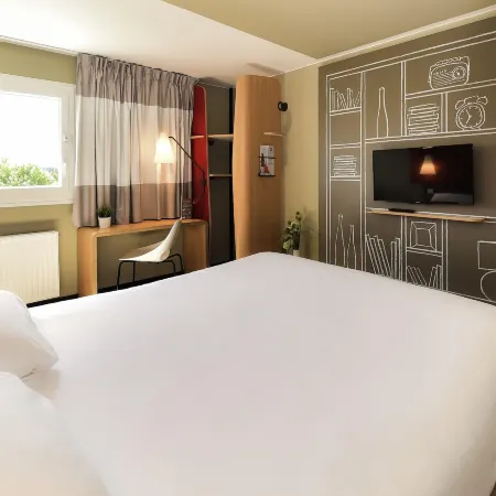 Ibis Beaune la Ferme Aux Vins