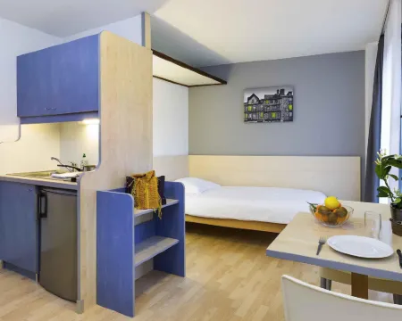 อพาร์ทโฮเทล อาดาจิโอ แอคเซส ฤณเนส ซองตร์ โรงแรมในแรนส์