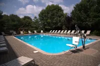 Holiday Inn & Suites PARSIPPANY FAIRFIELD by IHG - Pools