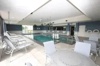 Holiday Inn Express JANESVILLE-I-90 & US HWY 14 by IHG - Pools