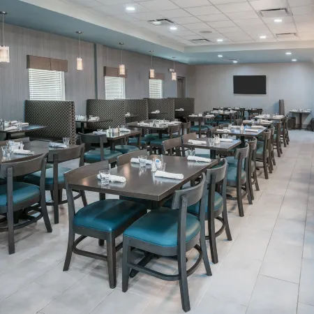 Holiday Inn BEAUMONT EAST-MEDICAL CTR AREA by IHG