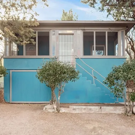 Artisan Comfort: Huge Porch, Private Yard, Отели в г. Бисби