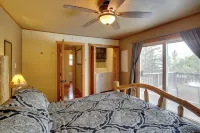 Cozy Lead Cabin w/ Deck < 1 Mi to Ski Slopes! - 3-Star