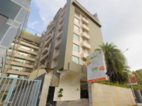 ヨギエグゼクティブ、ナビムンバイ テインのホテル