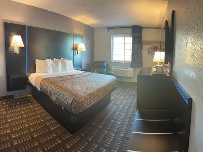 Coratel Inn and Suites by Jasper Stillwater